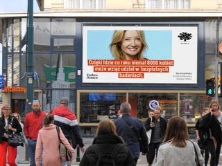 Na ekranach, służących na co dzień do celów reklamowych, pojawią się prezentacje Polek, które zmieniają świat