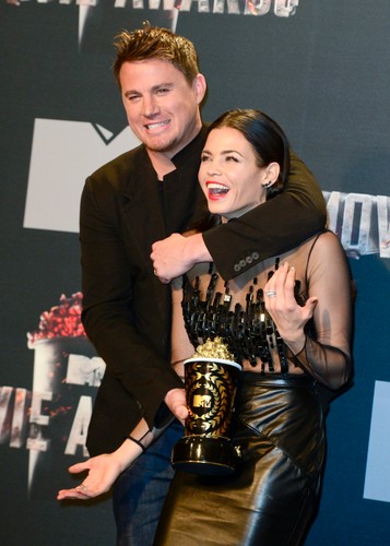 Channing Tatum z żoną Jenną Dewan na gali MTV Movie Awards 2014