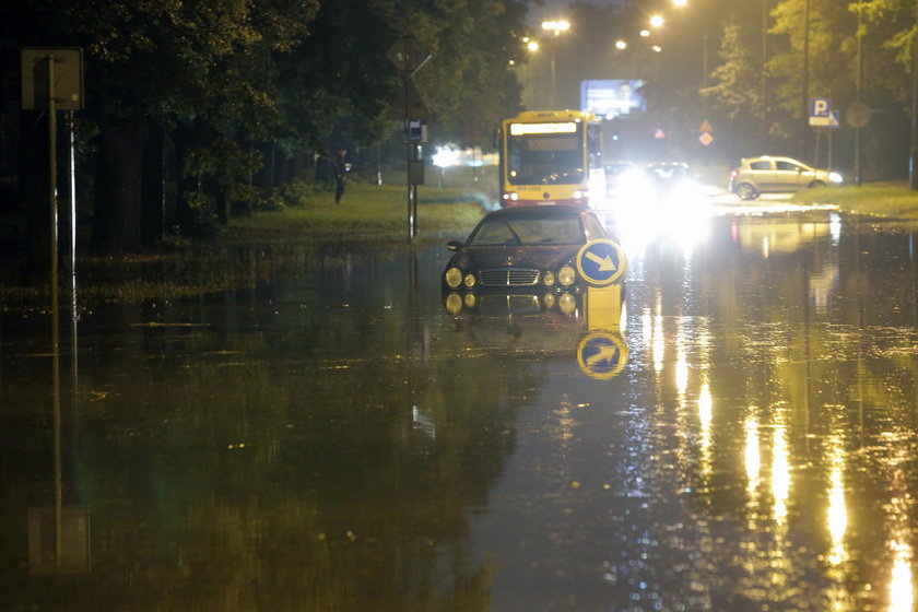 Burza przeszła przez Łódź i województwo. Tak wyglądała sytuacja pogodowa