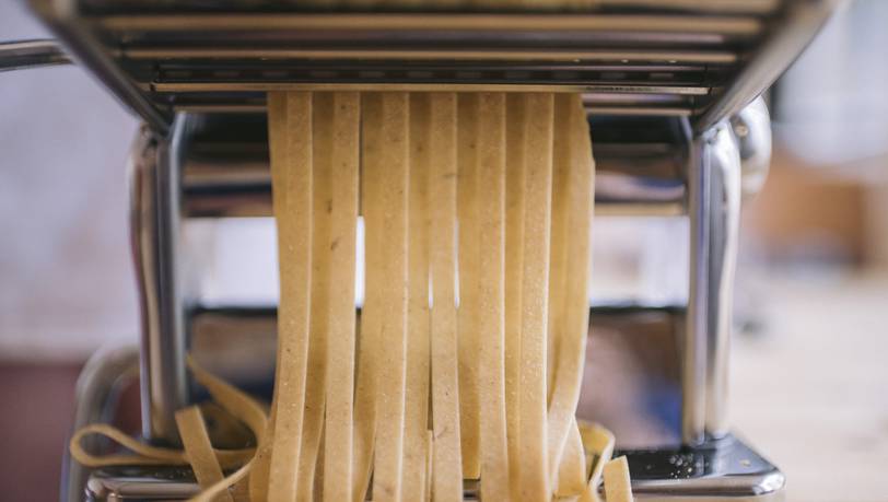 Pasta wie beim Italiener: Die besten elektrischen Nudelmaschinen für zu  Hause - guenstiger.de Kaufberatung und Preisvergleich