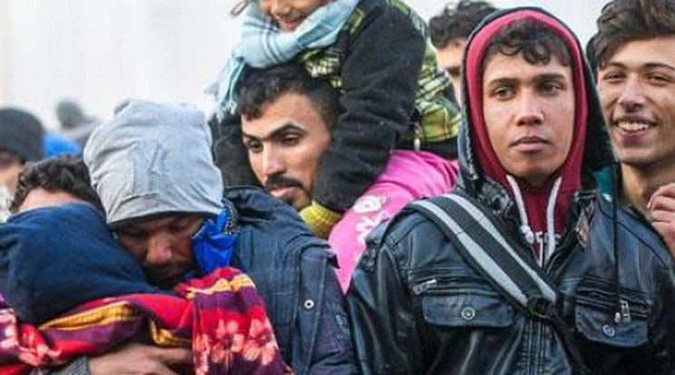 10 ezer migráns indult Horvátország felé - hozzánk nyolcan jöttek