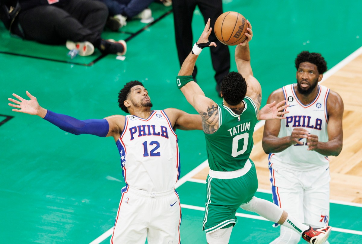 Jayson Tatum, Tobias Harris i Joel Embiid