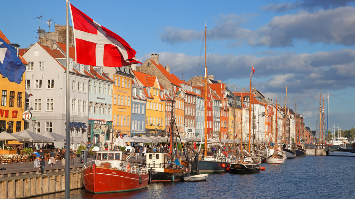 Referendum w sprawie rezygnacji Danii z wyłączenia spod reguł UE dotyczących wymiaru sprawiedliwości i spraw wewnętrznych odbędzie się 3 grudnia - poinformowały dziś władze. Mniejszościowy rząd optuje za wyłączeniem, aby walczyć z nielegalną imigracją.
