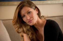 Gisele Bündchen zaskakuje! Posłuchaj, jak śpiewa Blondie