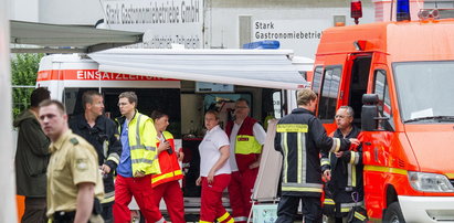 Niemcy: Ludzie uwolnieni! Terrorysta jadł kebaba, gdy dosięgły go kule!