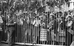 'SB kobiety Solidarności traktowało tak samo, jak mężczyzn. Były bite, maltretowane i zastraszane'