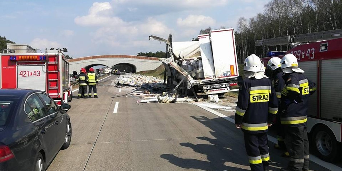 Zderzenie tirów na A2. Paraliż autostrady 