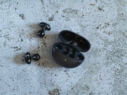 Takich słuchawek nie ma nikt inny. Czy wygląd idzie w parze z jakością? RECENZJA Huawei FreeClip