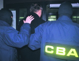 Afera przy informatyzacji państwa: B. dyrektor CPI współpracuje. Prokuratura prześwietla Schetynę i Drożdża