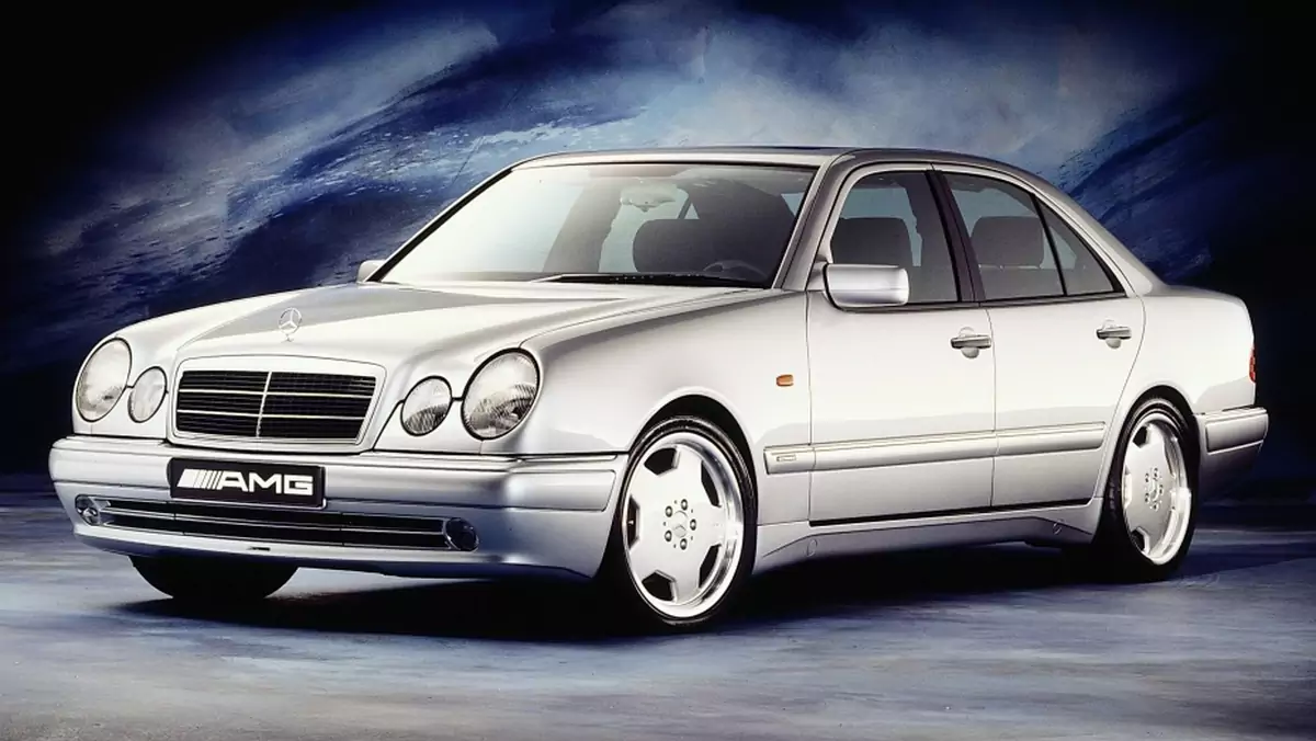 Mercedes klasy E ma 25 lat