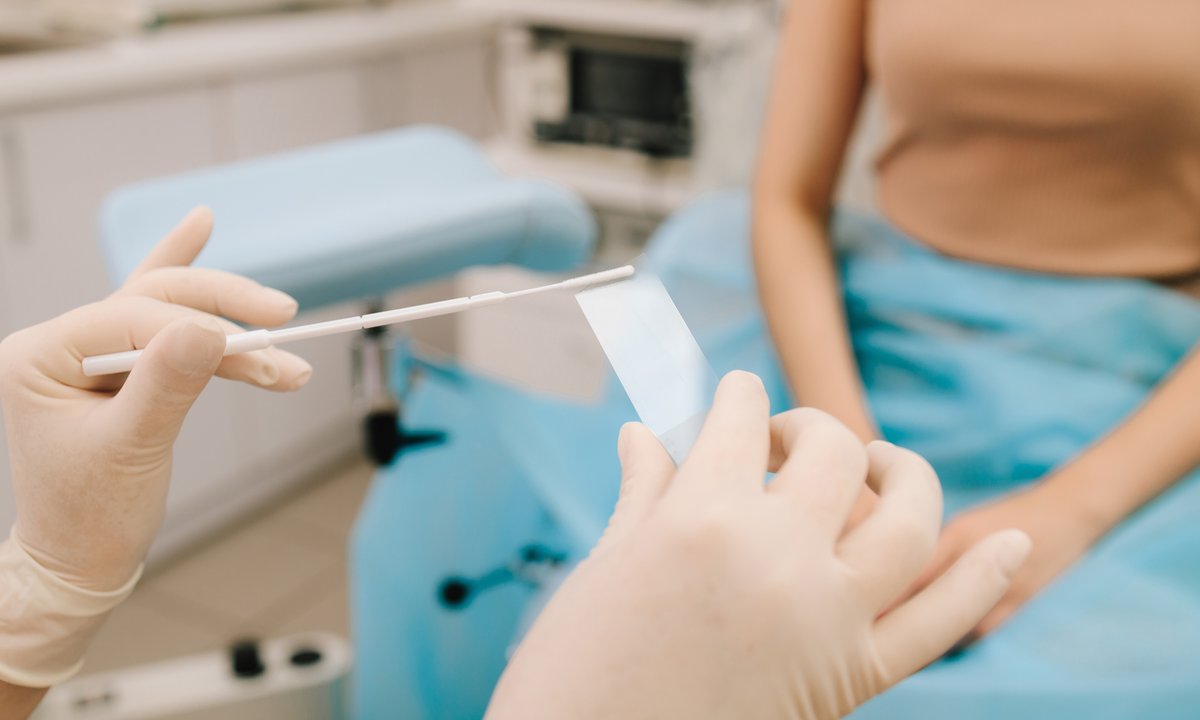 47-latka z Włoch zmarła. Laboratorium zapłaciło rodzinie 300 tys. euro odszkodowania za błędne testy cytologiczne