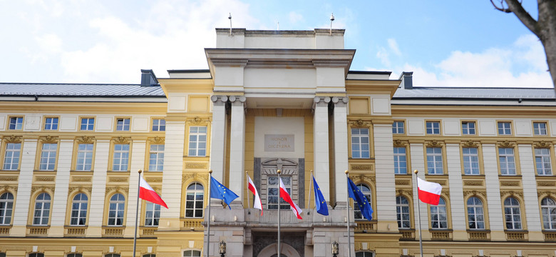 Nowa praca asystenta Piechocińskiego. 21. w ciągu trzech lat!