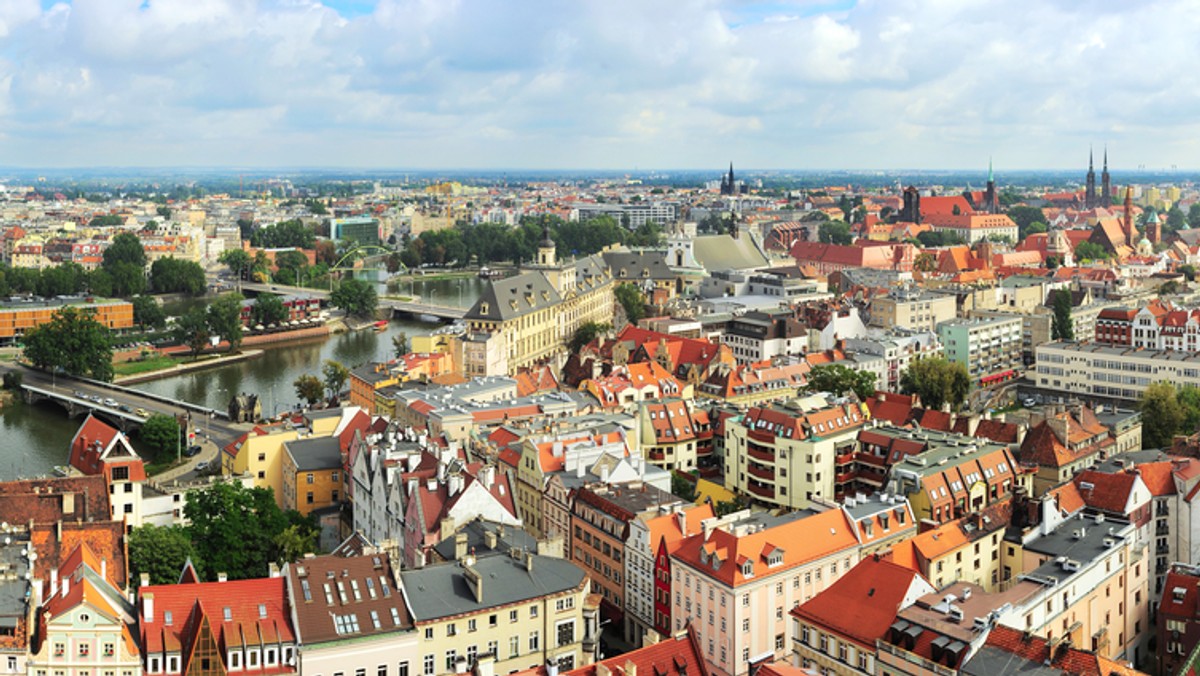 Wystawę projektów sześciu eksperymentalnych osiedli grupy architektów Werkbund, w tym wrocławskiej WUWY, będzie można od czwartku zobaczyć we wrocławskim Muzeum Architektury. Osiedla z pierwszej poł. XX w. to unikalne zabytki architektury modernistycznej.