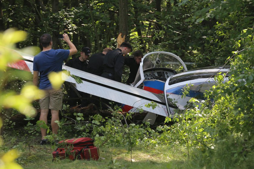 Wypadek samolotu w Warszawie. Kilka osób poszkodowanych