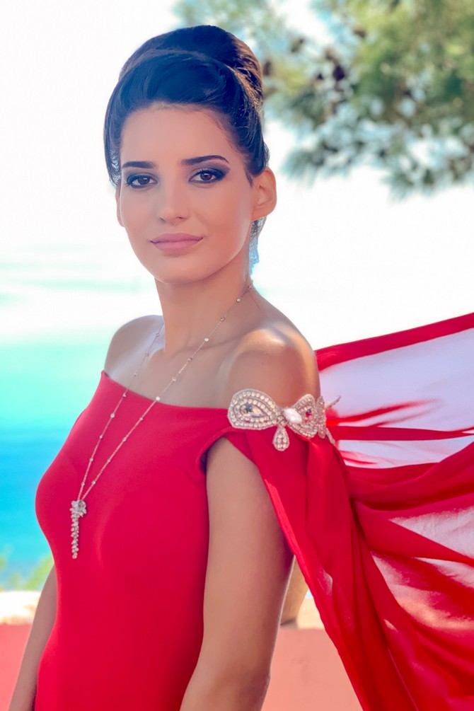 2019 | Miss Serbia | 2nd runner-up | Katarina Micic RMgk9lLaHR0cDovL29jZG4uZXUvaW1hZ2VzL3B1bHNjbXMvWlRVN01EQV8vMDEzMDJjNDczNmRkZTM2MmQ1M2M4MmRjNTFlY2I0OGUuanBnkZMCzQKeAIEAAQ