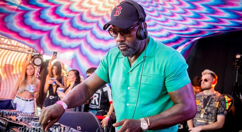 Idris Elba performs after walking onstage to the Bond Theme at Elrow Town london at Queen Elizabeth Olympic Park on August 18, 2018 in London, England. (Photo by Ollie Millington/Redferns)