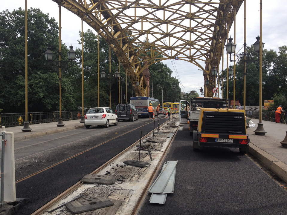 Tramwaje i samochody wracają na Curie-Skłodowskiej