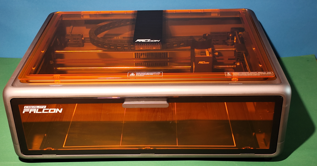 Creality-Falcon-A1-im-Test-Laserklasse-1-Engraver-mit-Geh-use