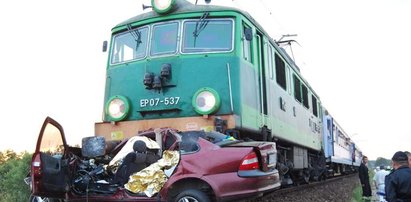 Wypadek pod Warszawą. Zginęły cztery osoby! To rodzina