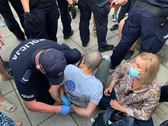 Policja zatrzymywała protestujących przeciwko aresztowaniu "Margot"