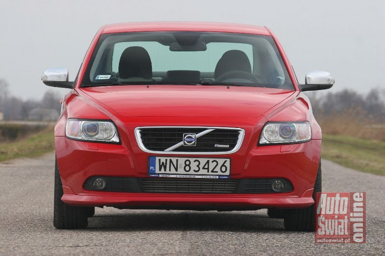 Volvo S40