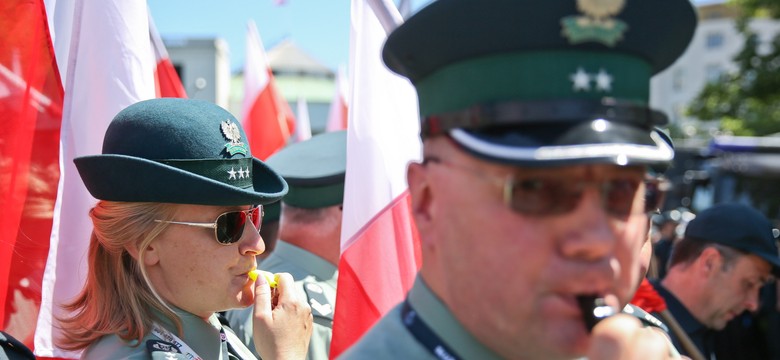 Celnicy protestują przeciw planom rządu. "Może dojść do paraliżu kraju"