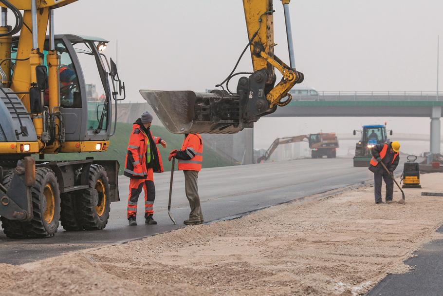 Od lat Unia Europejska szczodrze łoży na budowę dróg i autostrad w Polsce. W nowym budżecie to się nie zmieni