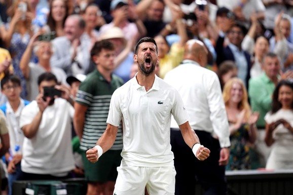 Novak Đoković danas igra polufinale Vimbldona na najvažniji porodični datum: Čestitke stižu sa svih strana