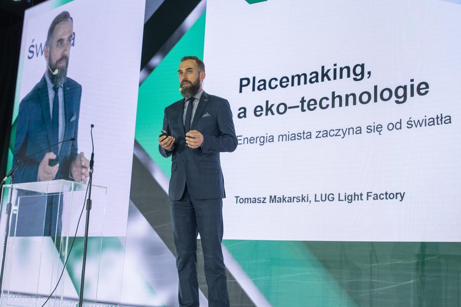  Tomasz Makarski, LUG Light Factory