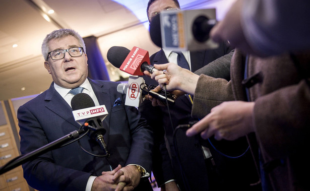 Czarnecki straci fotel wiceszefa europarlamentu? "To element walki z Polską"