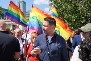 Parada Równości w Warszawie pod hasłem 'Czas na równość jest teraz'