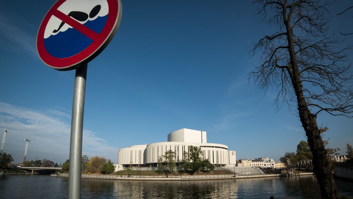 Miasto miało wizję zorganizowania kąpieliska na Wyspie Młyńskiej. Urząd Żeglugi Śródlądowej jednak wykluczył taką możliwość.