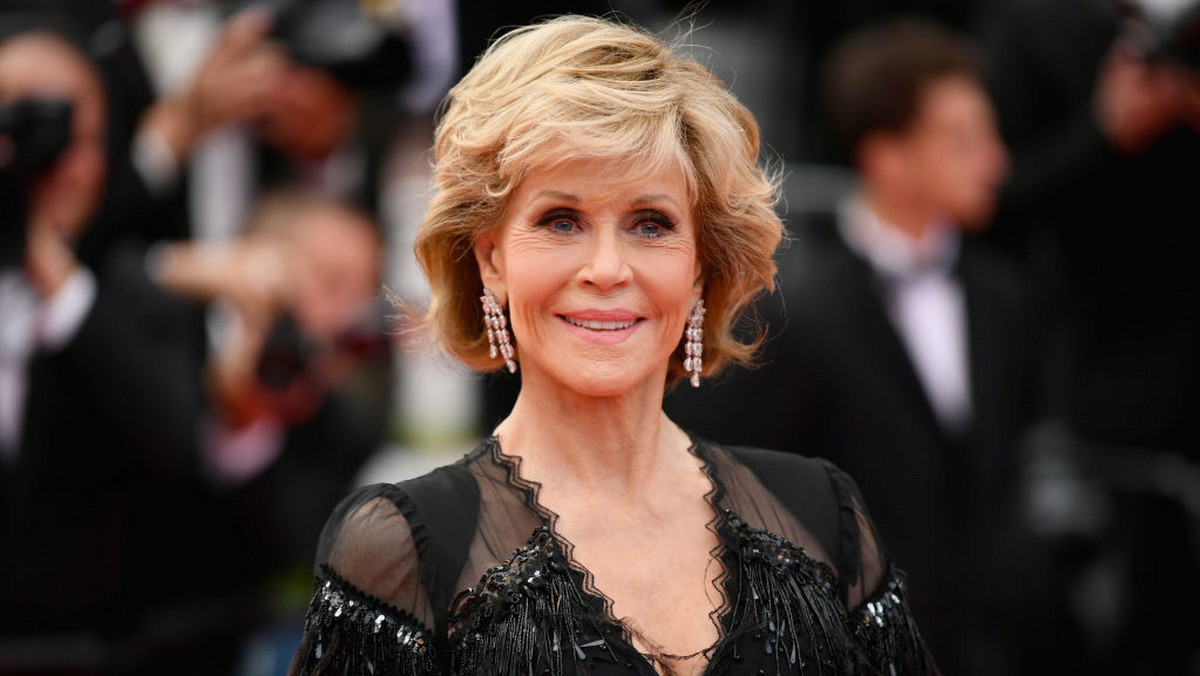 Jane Fonda stała się ofiarą amerykańskiej propagandy. Kiedy to zrozumiała, postanowiła aktywnie walczyć z wojną. Aktorka pochyla się nad swoją przeszłością w ramach promocji nadchodzącego filmu dokumentalnego o jej życiu.
