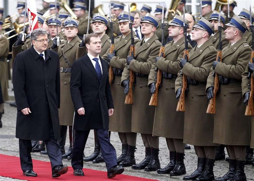 Miedwiediew spotkał się z Komorowskim