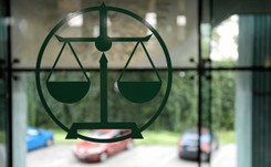 'Dosyć tej farsy!'. Niezależna.pl publikuje listę sędziów SN powiązanych z aparatem PRL