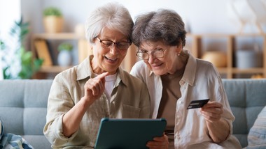 nowa legitymacja emeryta-rencisty 2026. zus zmienia wzór kto musi wymienic dokument