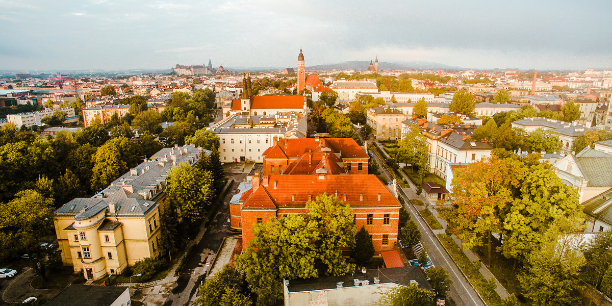 Wystawa "Wesoła - wczoraj i dziś" prezentuje niezwykłe dzieje krakowskiej dzielnicy medycznej. Rozpoczyna się 17 listopada w Muzeum Fotografii 