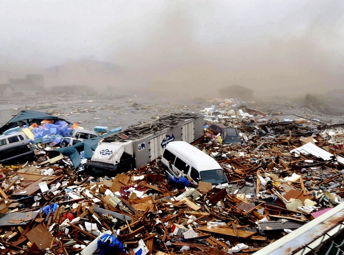 Zniszczenia w mieście Kesennuma w prefekturze Miyagi w północnej Japonii