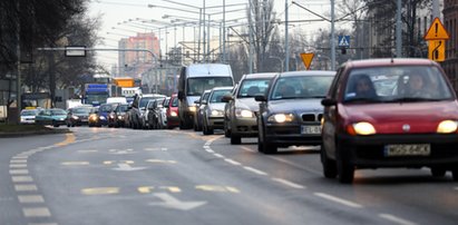 W Łodzi kierowcy spędzają w korkach dobę!