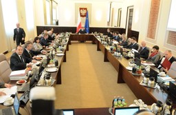 Najgorzej i najlepiej oceniani ministrowie rządu Donalda Tuska