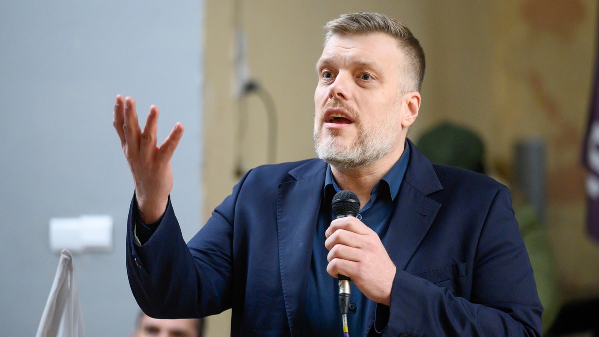 Adrian Zandberg, programista i współprzewodniczący Partii Razem, kandyduje na prezydenta Polski [Źródło: Onet]