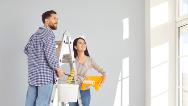 „cztery ściany” – nowy gigantyczny program mieszkaniowy. co mogą zyskać polacy?