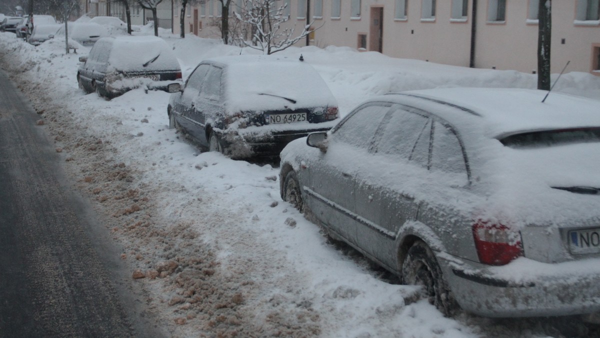 Styczeń 2011 roku może być śnieżny i mroźny - przepowiadają górale z Beskidów. Od dziś, czyli od świętej Łucji, do Wigilii będą odnotowywali w kalendarzach pogodę i przepowiedzą w ten sposób aurę na cały przyszły rok.