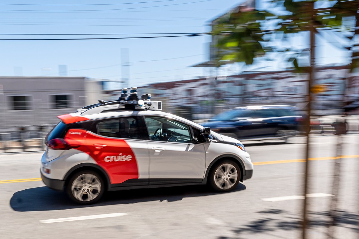 General Motors odpada z wyścigu o rynek robotaksówek. Dlaczego firma wycofała się z projektu