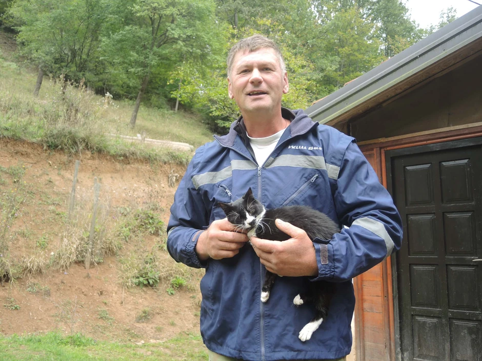 Željko je napunio 52 godine, a i dalje je momak