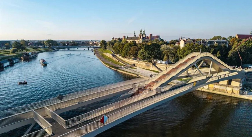 Nowa kładka pieszo-rowerowa w Krakowie 