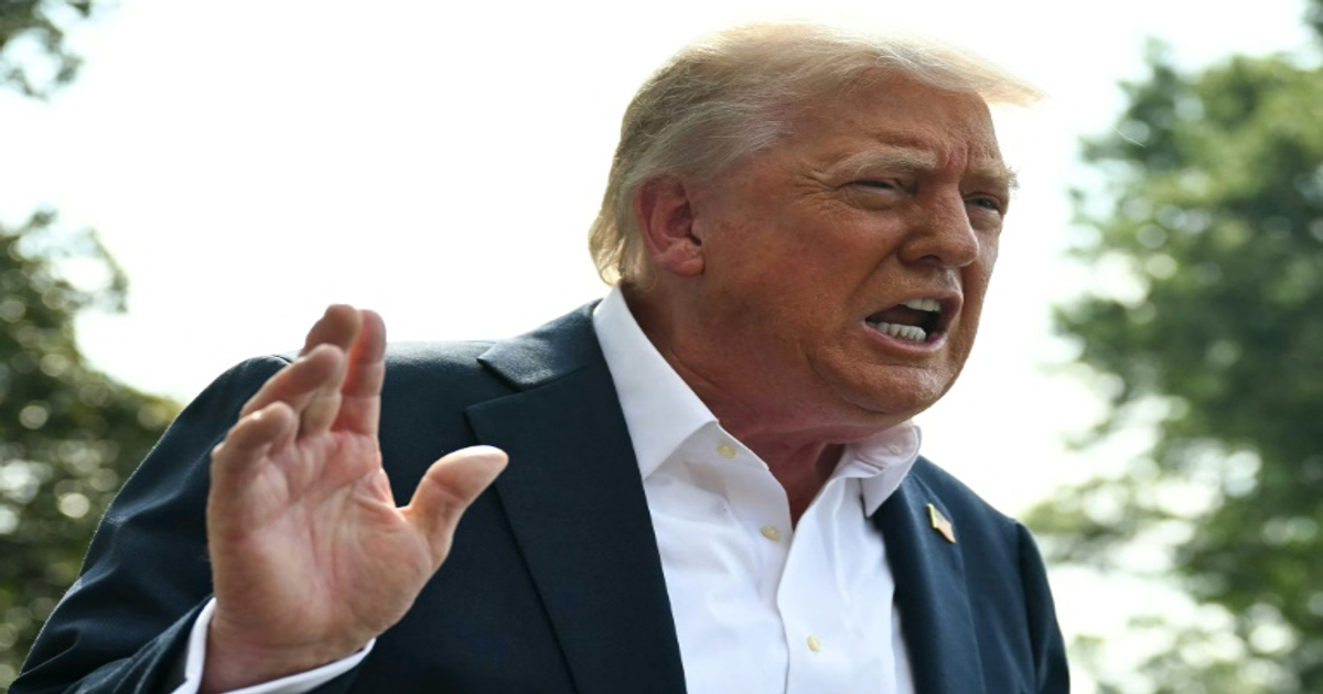 Trump annonce des droits de douane de 30% sur l'UE dès août