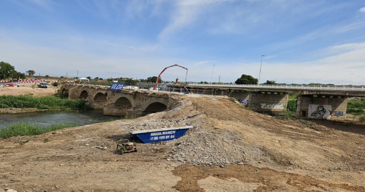 Valencia: Gobierno reconstruye 11 puentes tras la dana