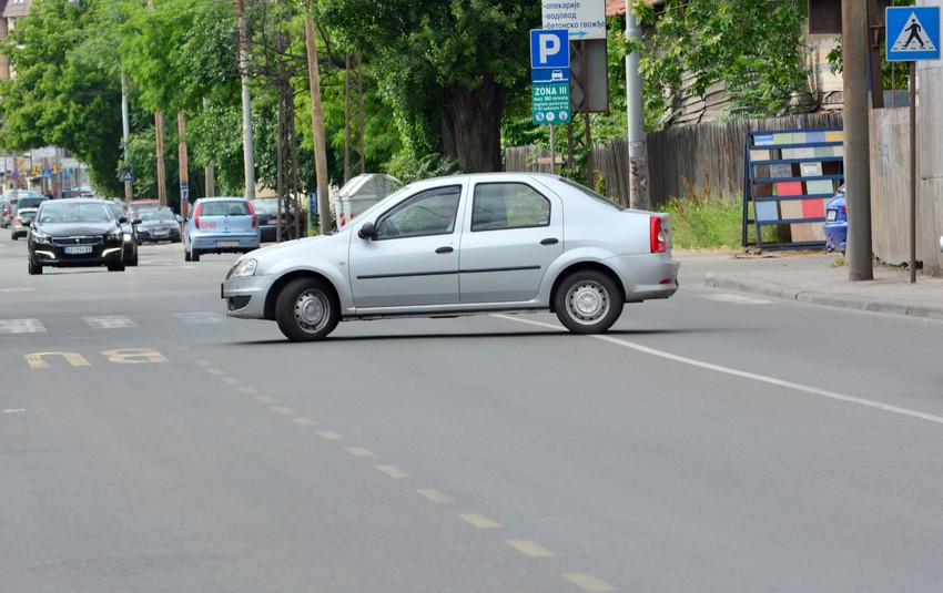 Takav manevar češće dovodi do nezgoda nego neprilagođena brzina