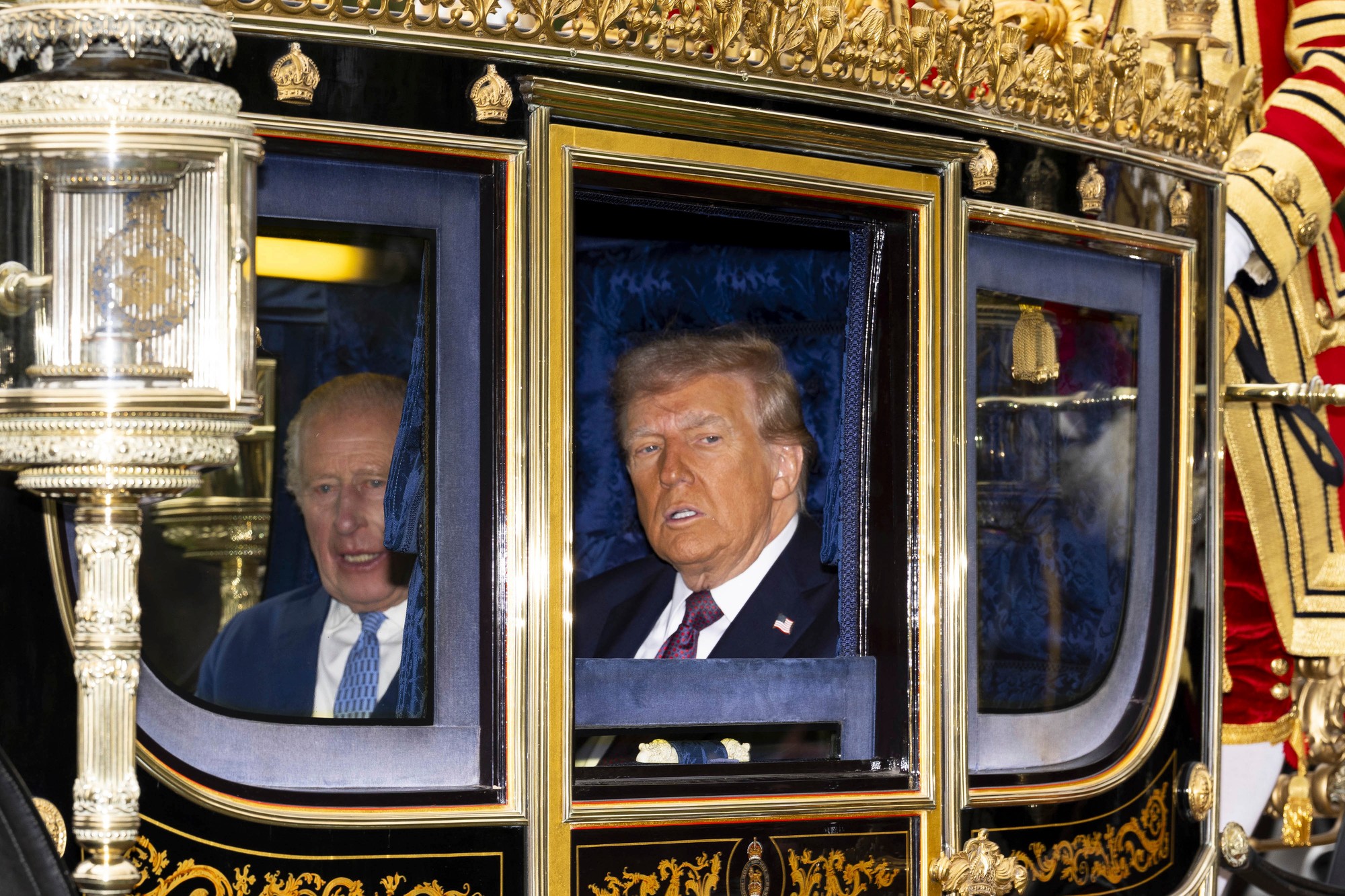 Americký prezident Donald Trump s kráľom Karolom III. 